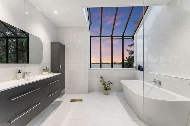 12 Elana Court Conifer Grove_19