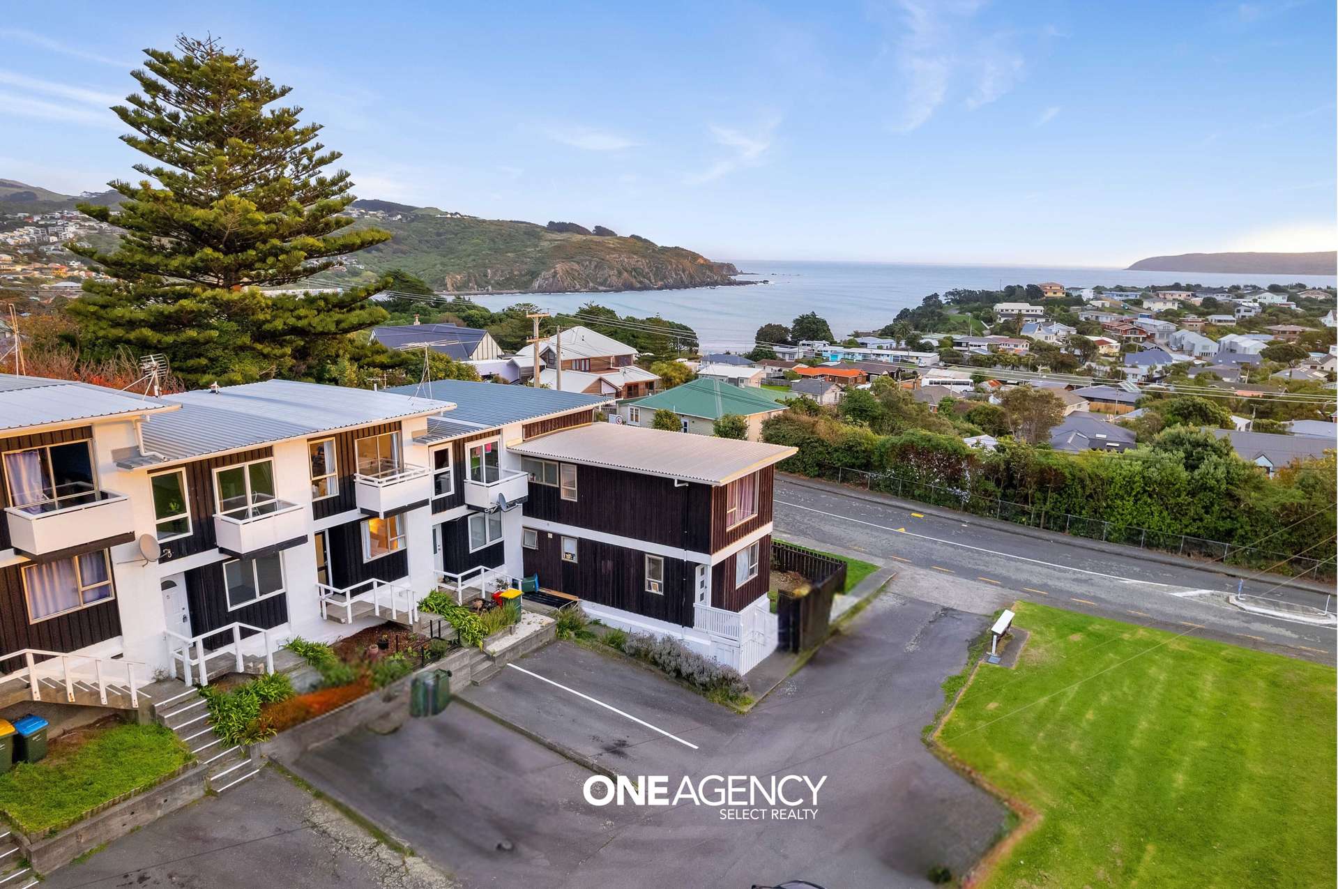 4/12 Thornley Street Titahi Bay_0