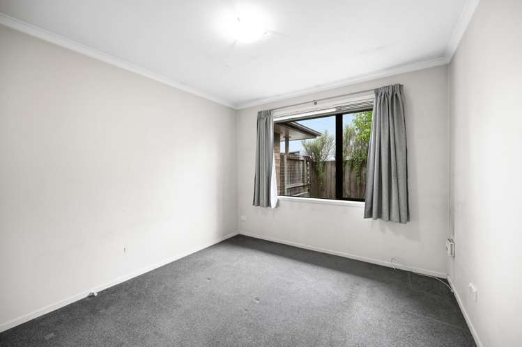 1/240 Old Farm Road Hillcrest_8