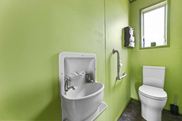 16a Royal Crescent Saint Kilda_11