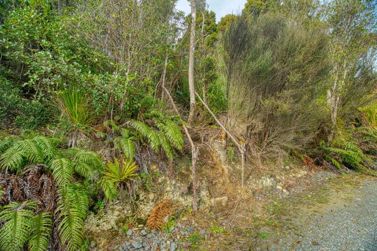 53B Rutherglen Road Paroa_13