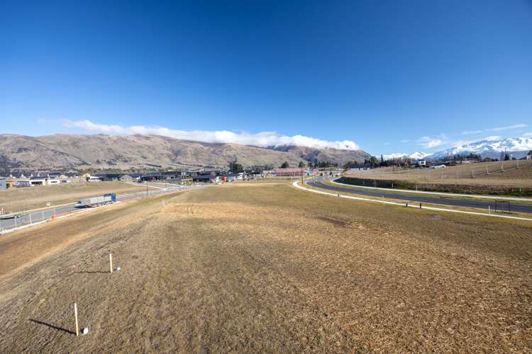 8 Simpson Crescent Wanaka_13