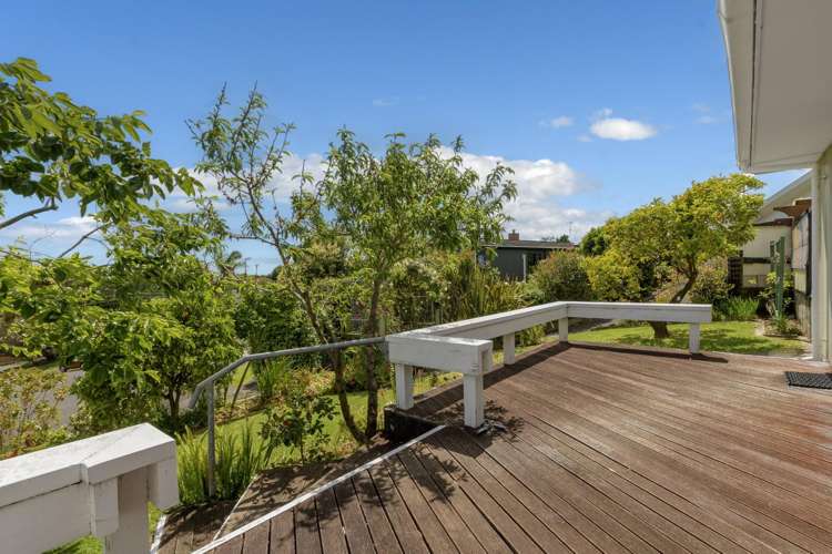 18 Chevron Drive Bellevue_17