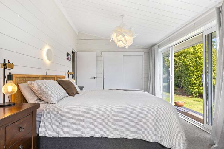 4 Kathleen Place Rainbow Point_12