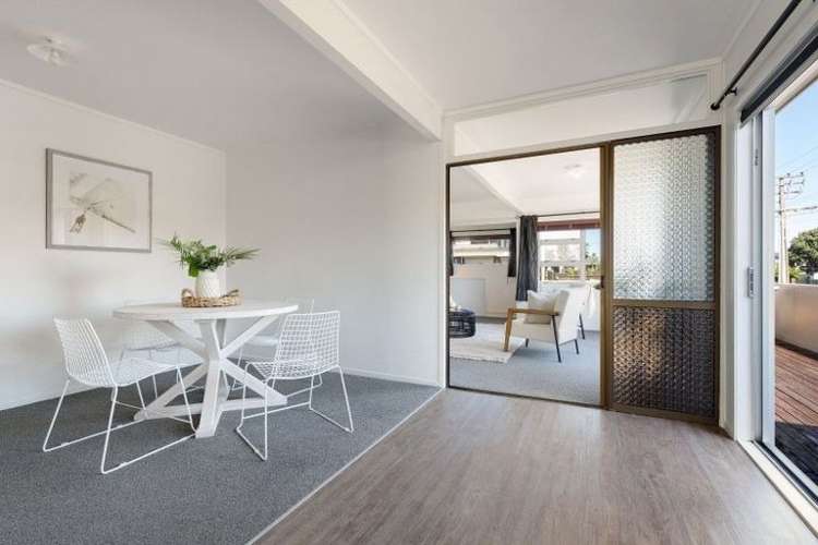 221A Oceanbeach Road 11229_5