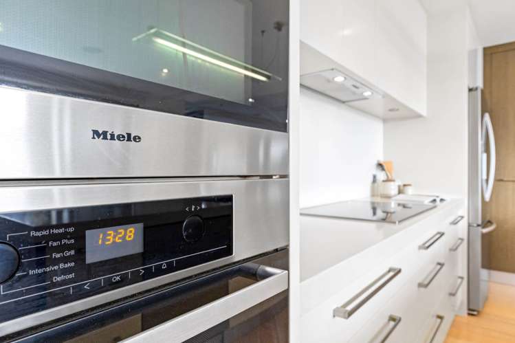 1A The Parade St Heliers_9