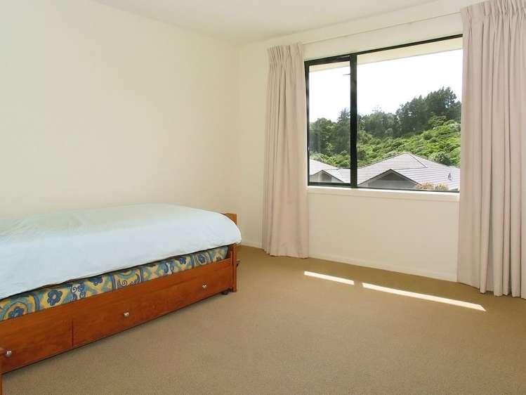 5 Tararua Close Aotea_18