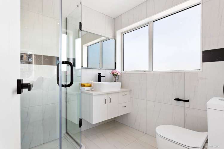 6 Bushfield Drive Flat Bush_12