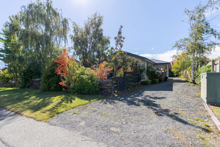 36 Howden Street Te Anau_22
