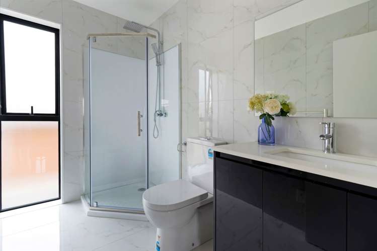 4035F Great North Road Glen Eden_4