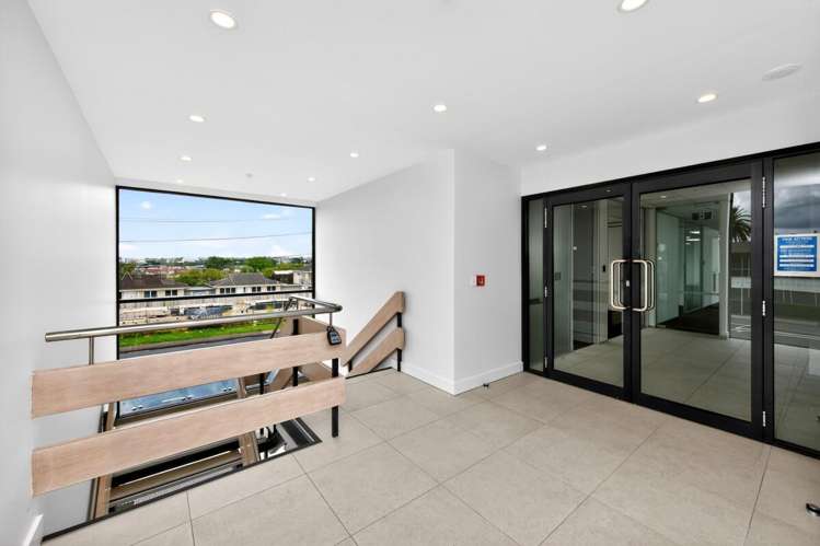 19 Byron Avenue Takapuna_9