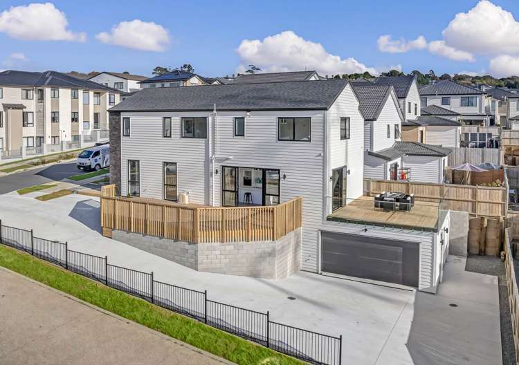 22 Tannaghmore Drive Flat Bush_34