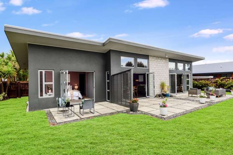 3 Farringdon Avenue_0