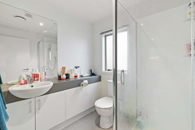 C9/71 Spencer Road Oteha_10