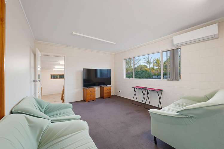 82 & 82A Sunnybrae Road Hillcrest_25