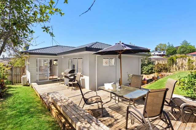 86 Kamara Road Glen Eden_1