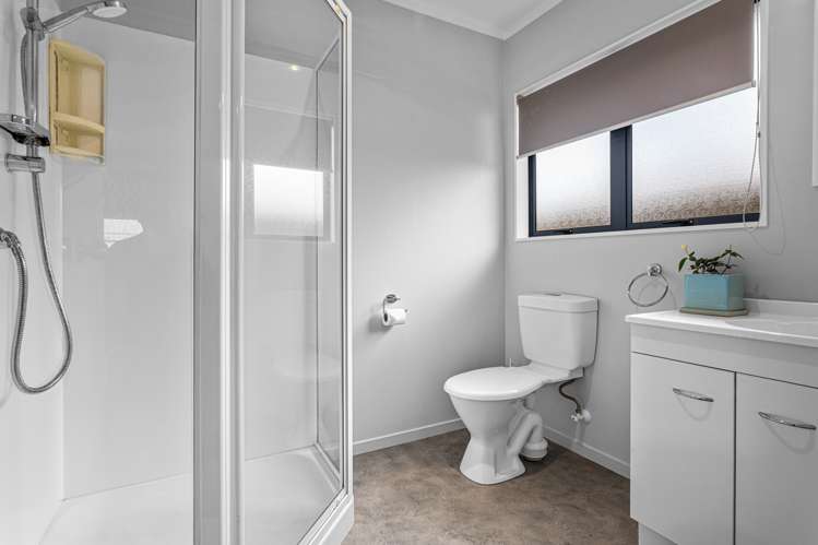 21 Edgewater Grove Whakatane_9