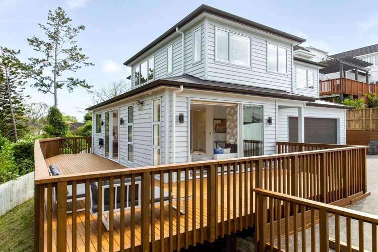 20d Coronation Street Belmont_1