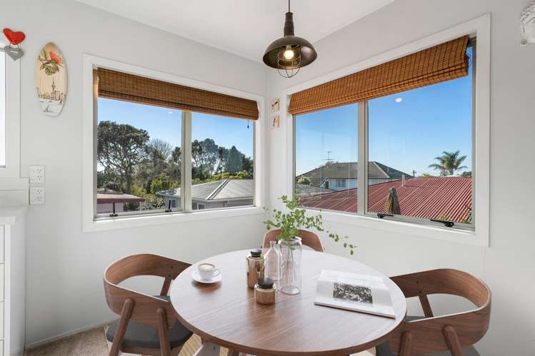1/94 Chivalry Road Glenfield_7