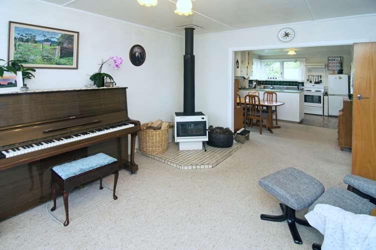 19 Fisher Place Carterton_13