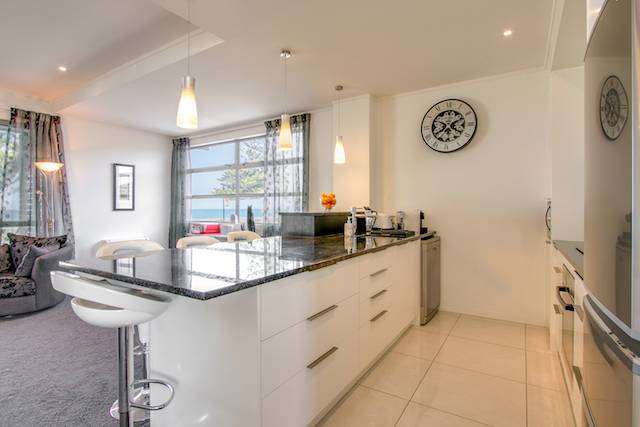 617 Marine Parade Napier South_3