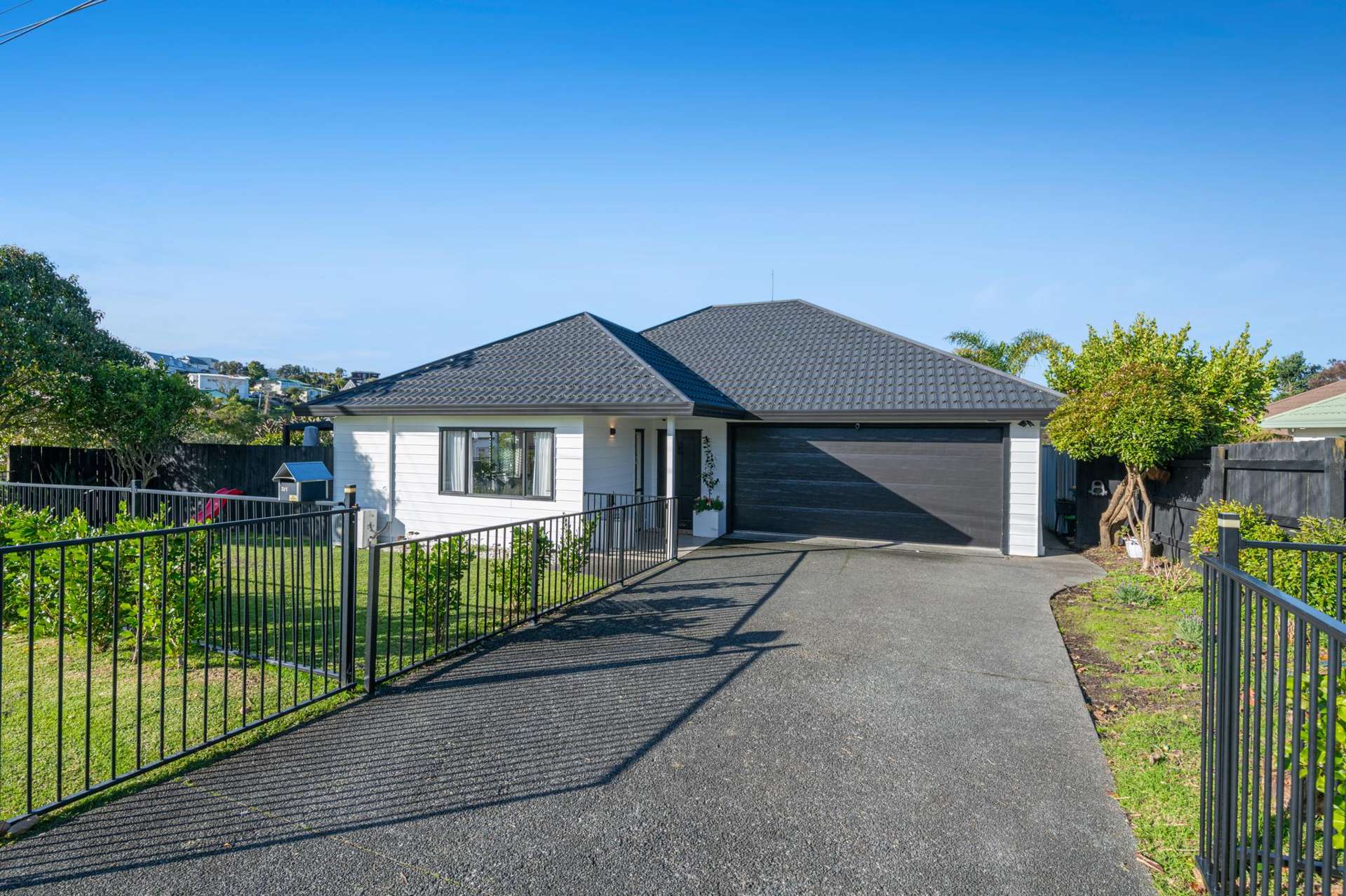 2/1 Langton Road Stanmore Bay_0