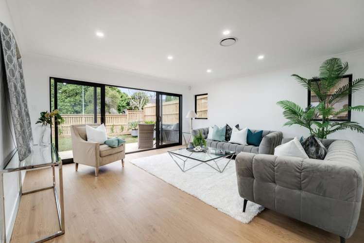 5 Pyatt Crescent St Johns_7