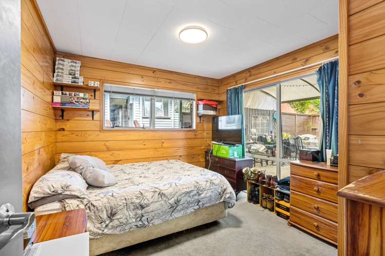 46 Easton Park Parade Glenfield_19