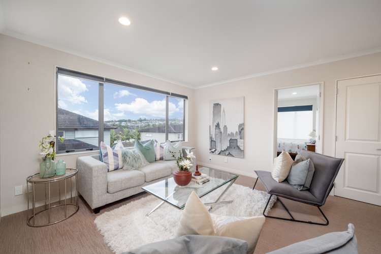 14 Woolaston Place Flat Bush_10