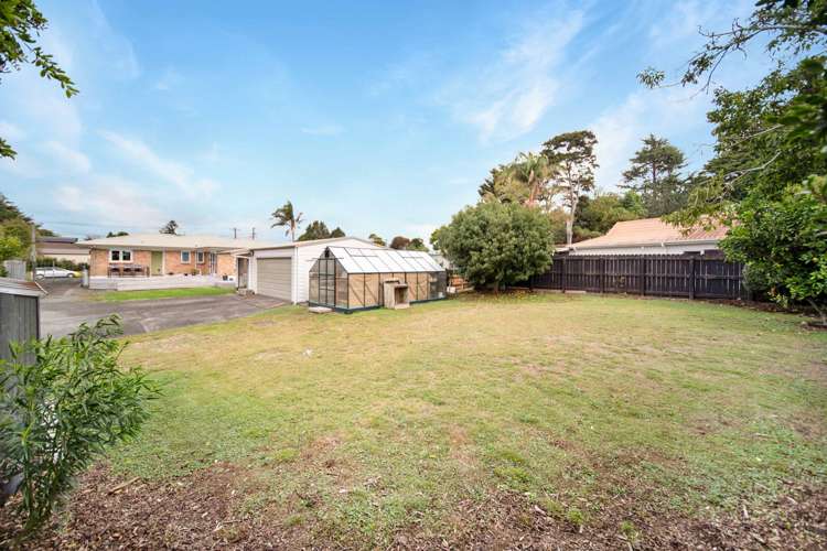 5 Callis Avenue Opaheke_19