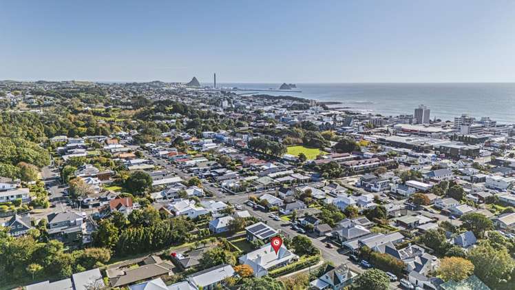 62 Gilbert Street New Plymouth_32