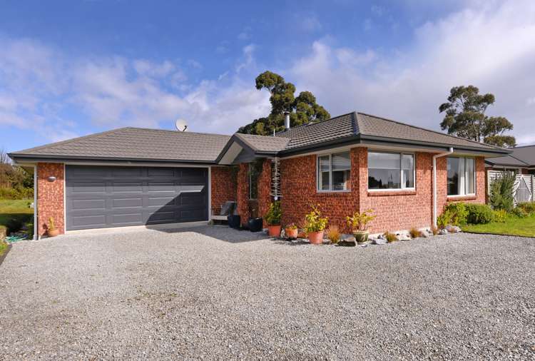 5 Ruataniwha Drive Collingwood_1