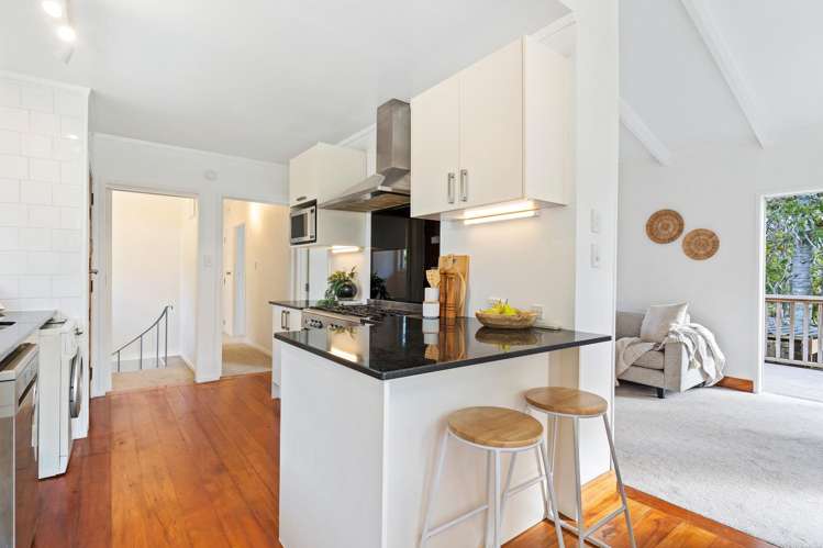 63 Neal Avenue Glenfield_5