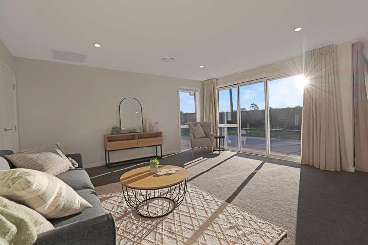 247 Racecourse Road Allenton_13