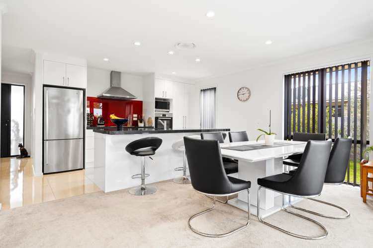 381 One Tree Point Road One Tree Point_5