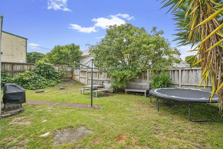 212 Sandringham Road Sandringham_15