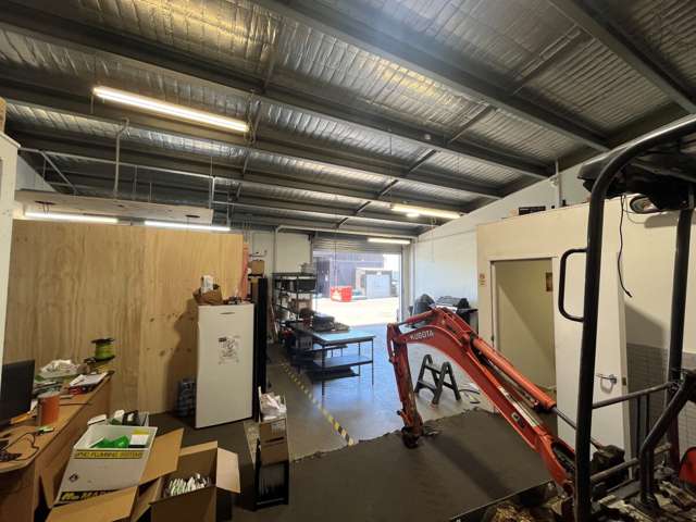 Unit 2, 46 Holden Street Onekawa_4