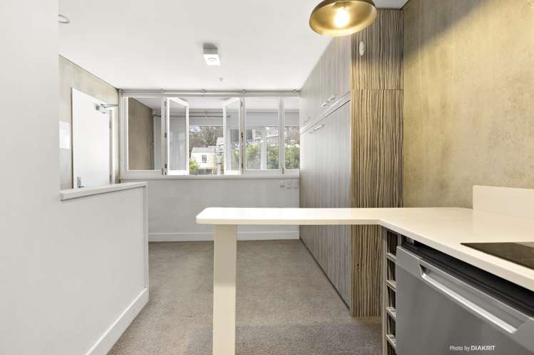 4 and 5/309 Willis St Te Aro_7