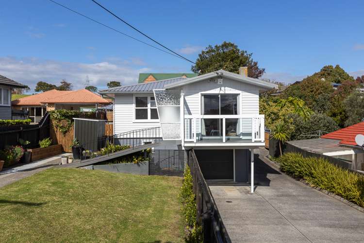 58 Vodanovich Road Te Atatu South_26