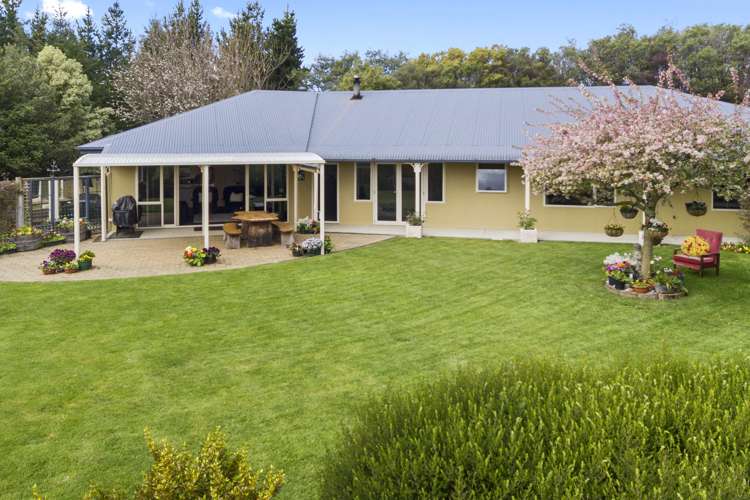 63 Totara View Road Wakefield_18