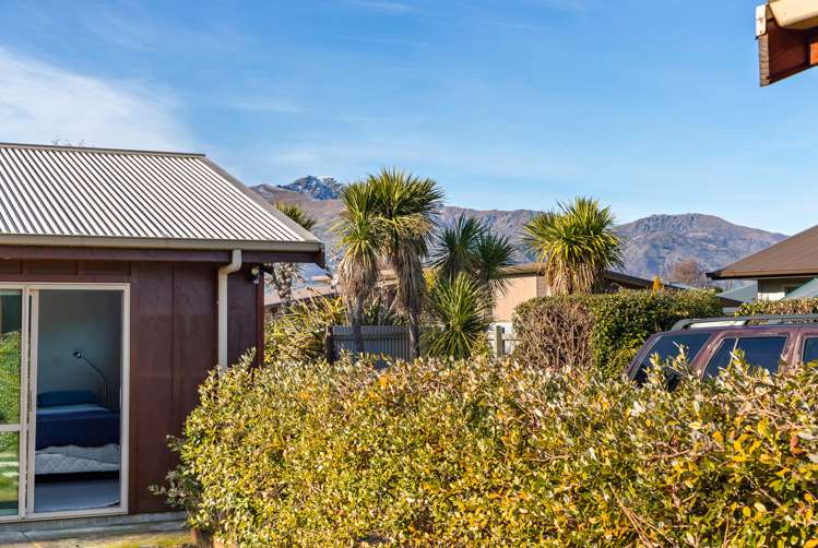 15 Hewson Crescent Lake Hawea_17