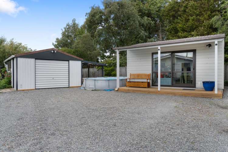 7 Deller Drive Carterton_19