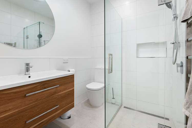 81 Vardon Road Saint Andrews_11