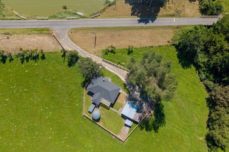 194 River Road Kumeroa_14