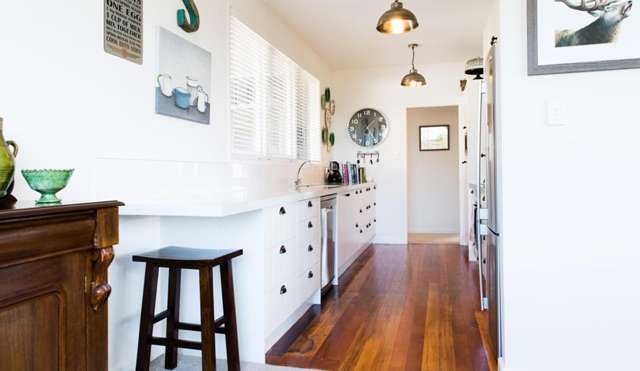 3 Hereworth Grove 10484_3