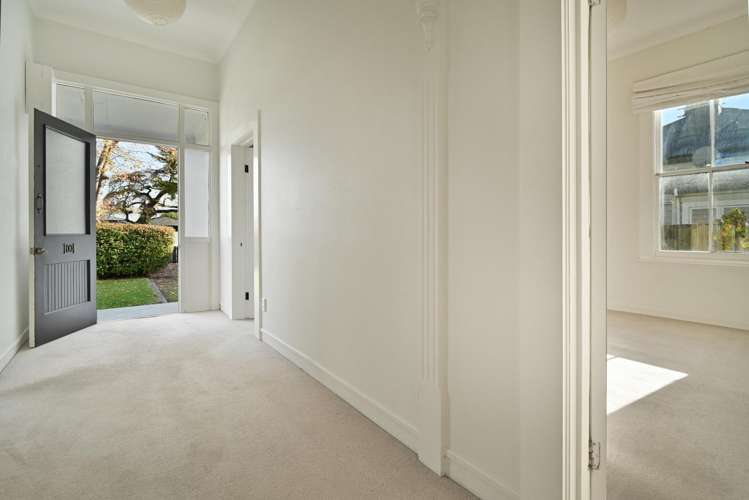 1001 Plunket Street St Leonards_12