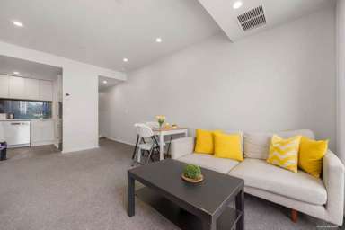 907/70 Anzac Avenue_2