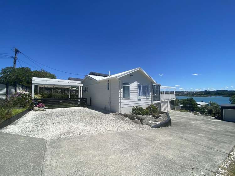 58 Pohutakawa Ave 1628_1