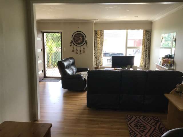 1/1 Pine Street New Lynn_2