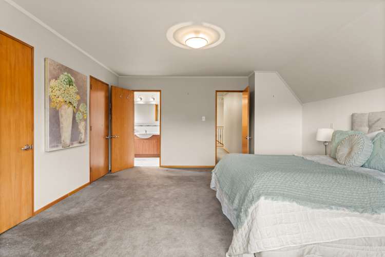 16 Freyberg Road Fairfield_35